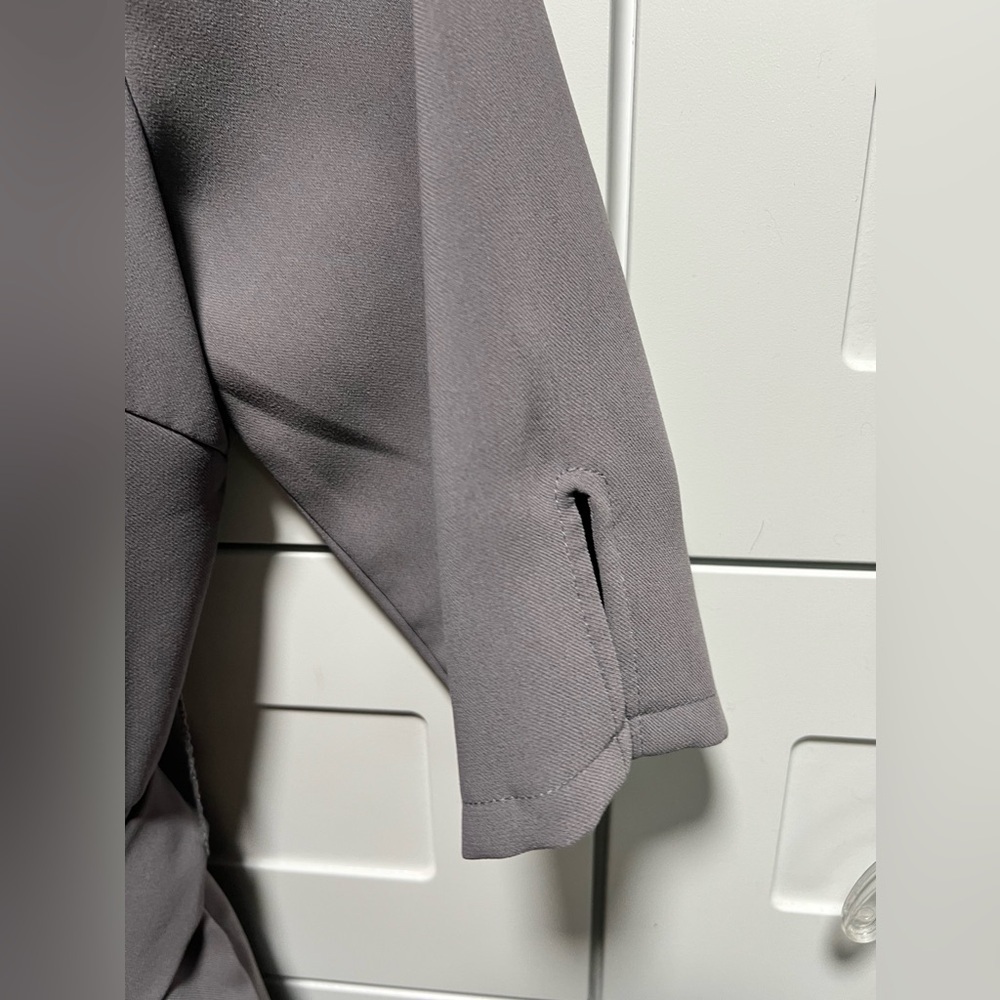 Elegant Gray V-Neck Aryeh jumpsuit (D1) - Picture 10 of 10